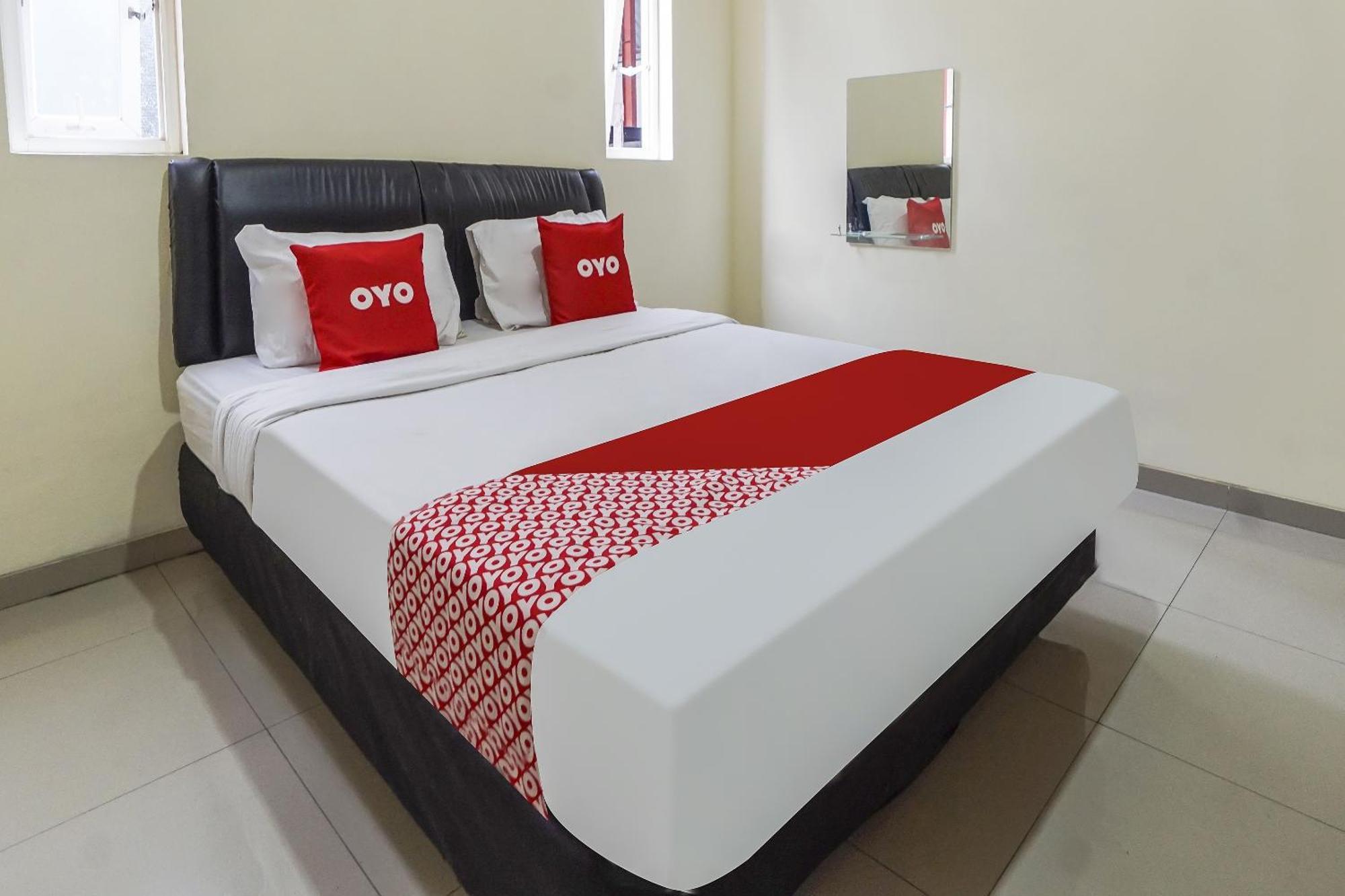 Oyo 91084 Oke Guest House Маланг Екстериор снимка