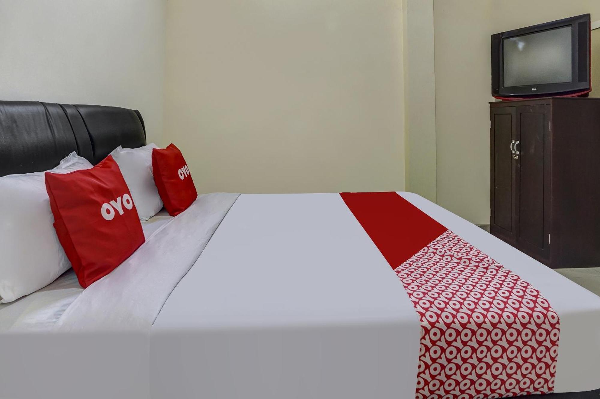 Oyo 91084 Oke Guest House Маланг Екстериор снимка